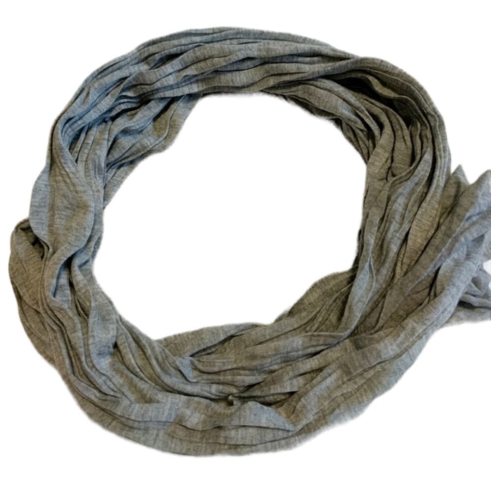 Lightweight Gray Scarf